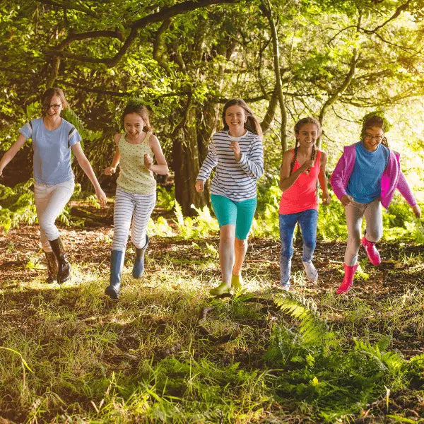 Best Low-Screen Devices to Keep Kids Connected Without Distraction (2026)